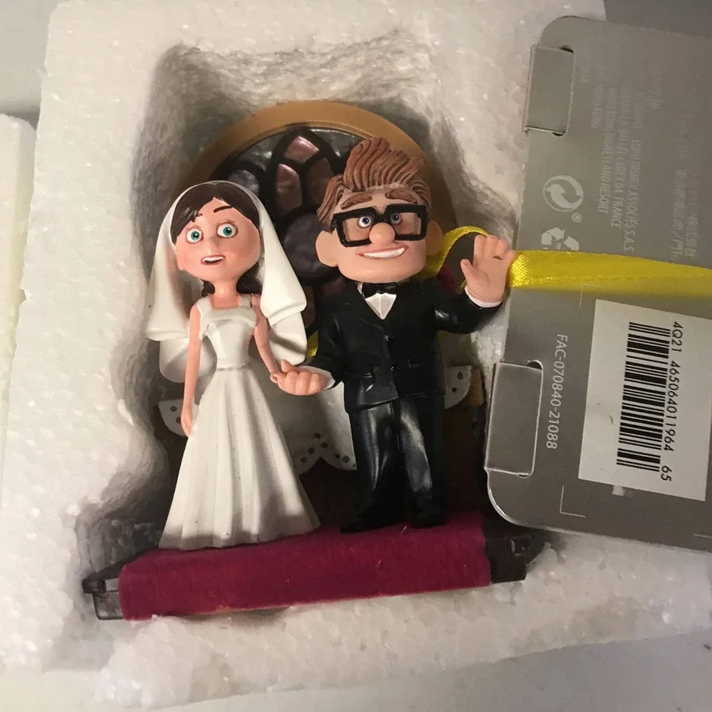 Disney Pixar Carl and Ellie Wedding Sketchbook Ornament – Up